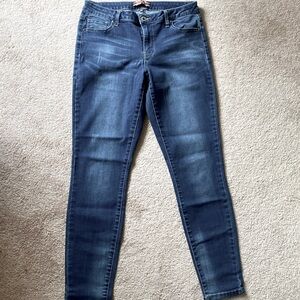 Makers Skinny Medium wash Stretch Skinny denim jean, size 32/14 30” inseam